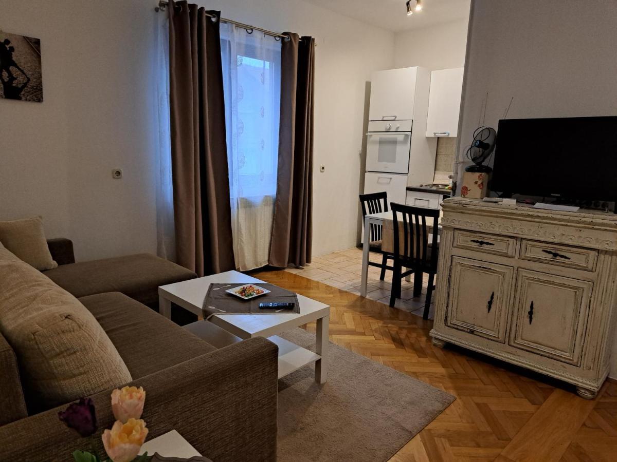 Apartman Zuki Загреб Екстер'єр фото
