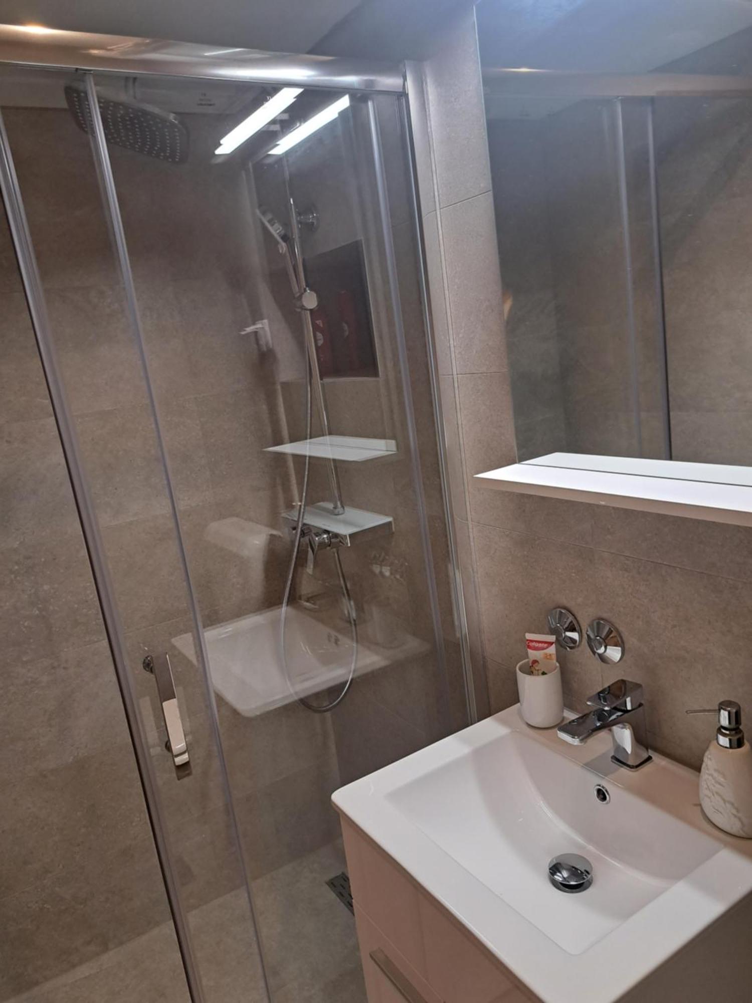 Apartman Zuki Загреб Екстер'єр фото